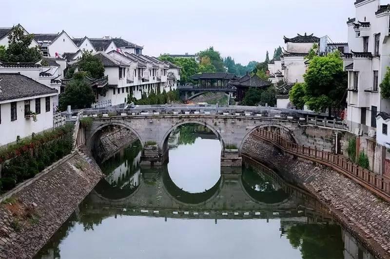 监狱建筑师